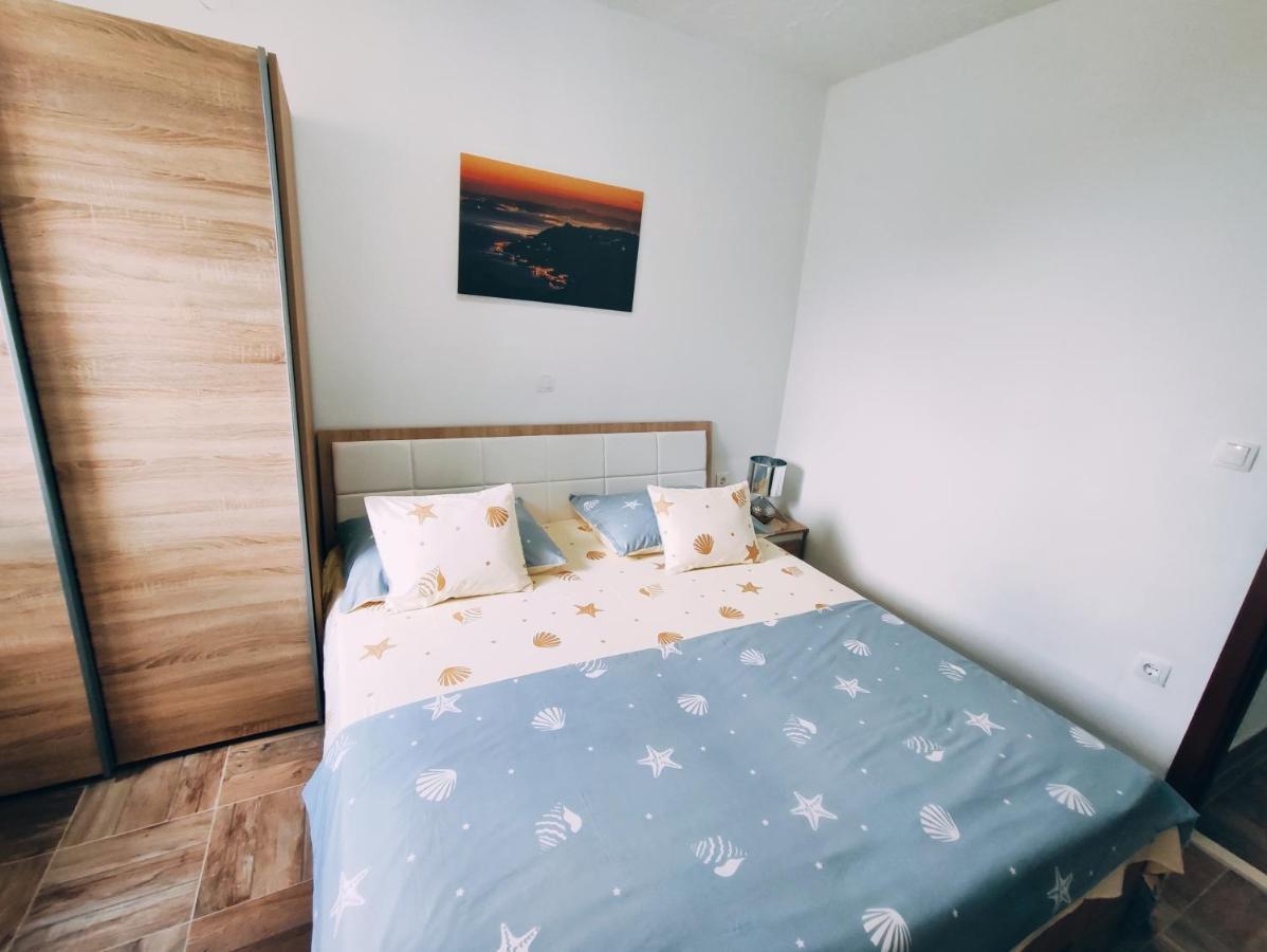 Apartmani Nada Mustapic Brela Eksteriør bilde