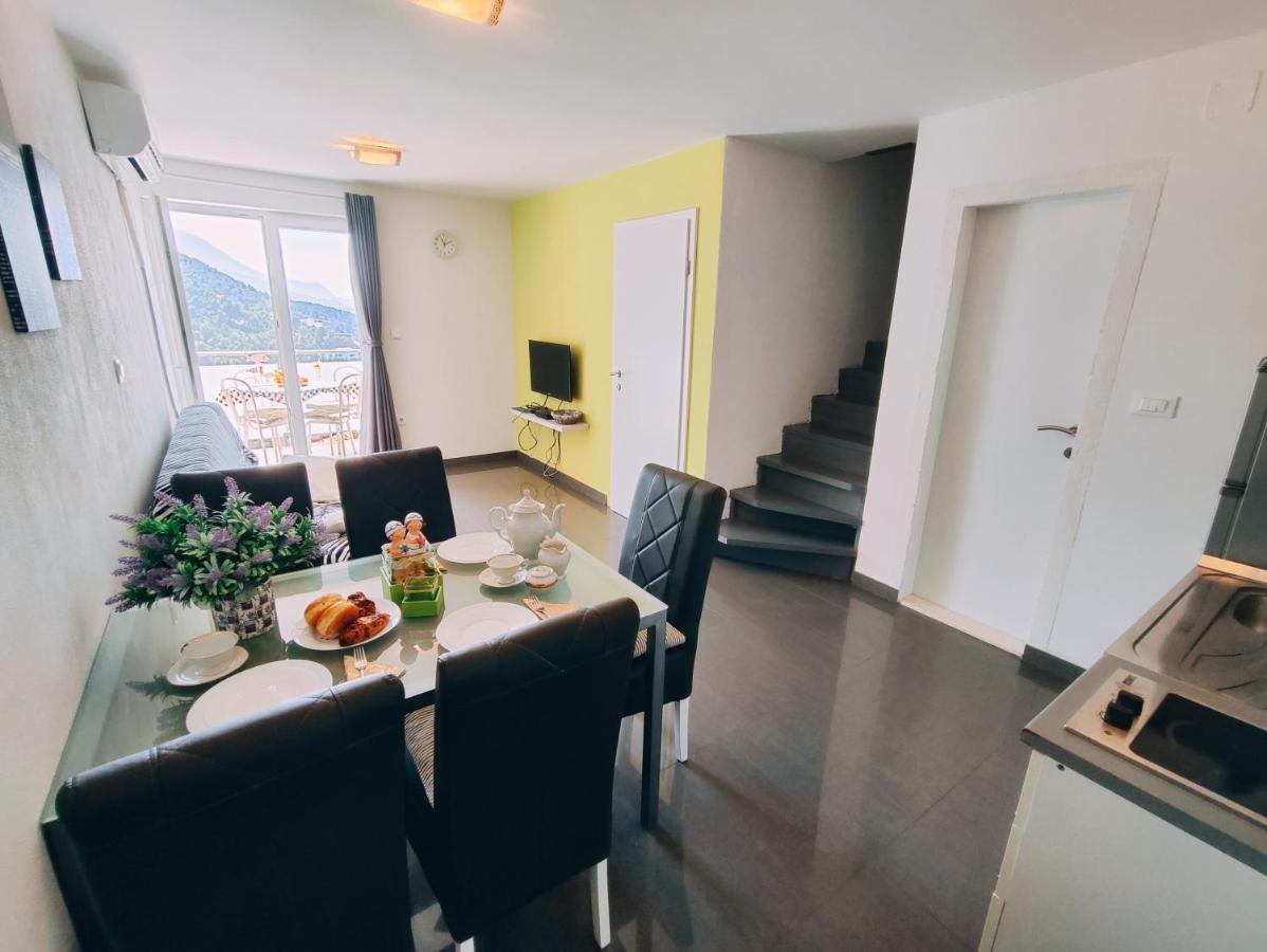 Apartmani Nada Mustapic Brela Eksteriør bilde